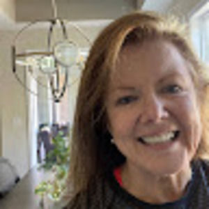 Meet your Posher, Laurie